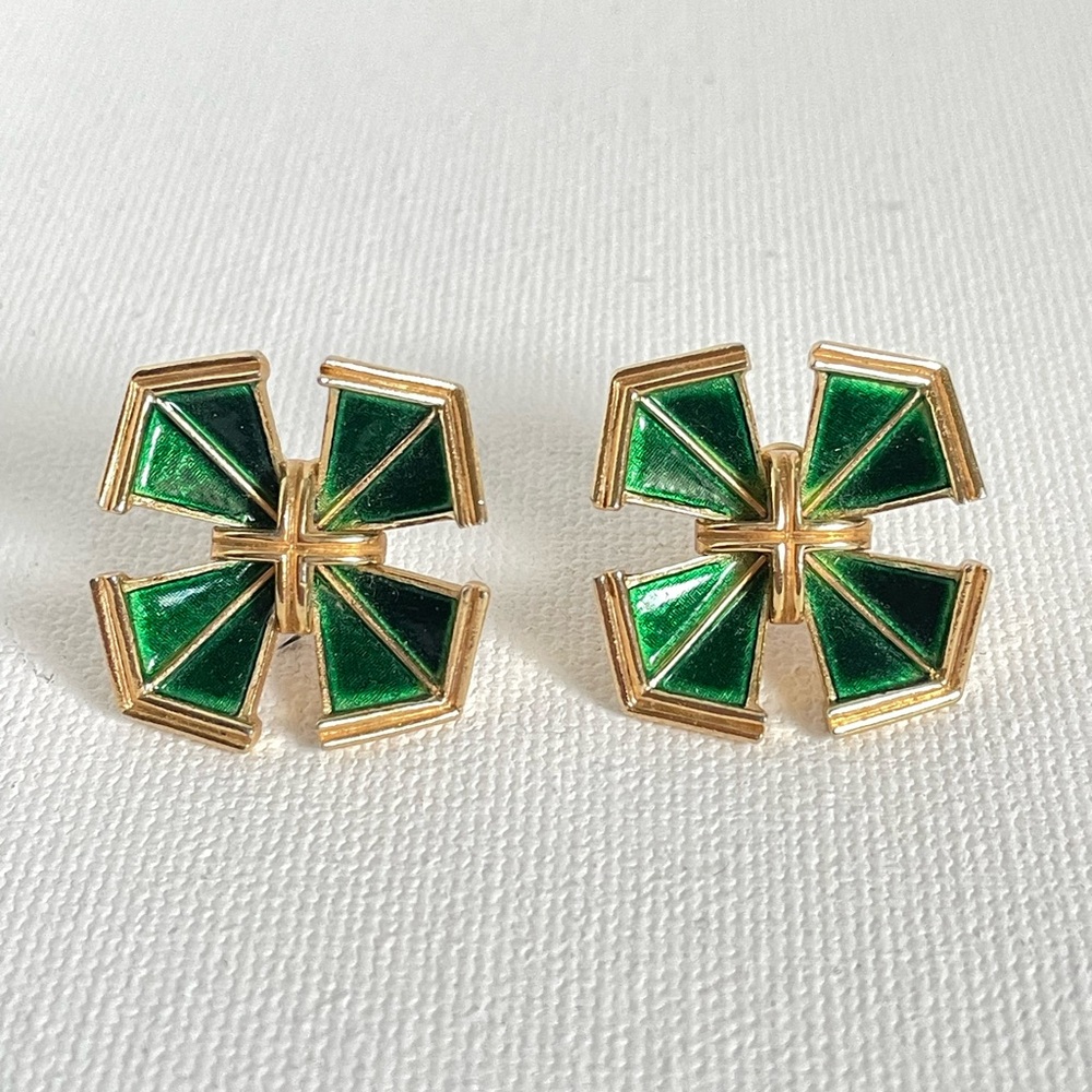Vintage Trifari earrings